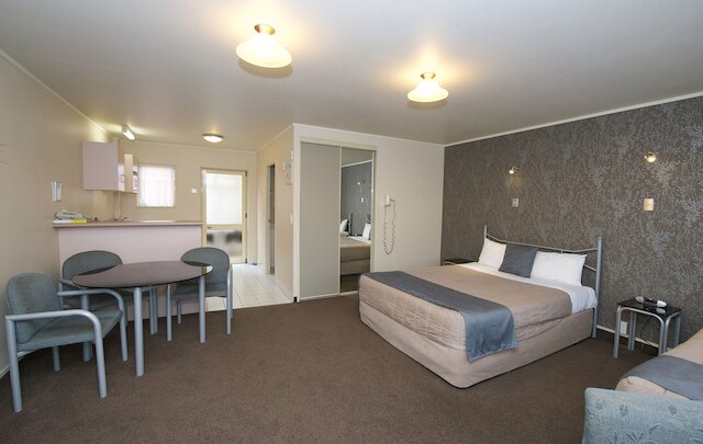 ジェネバ モーター ロッジ