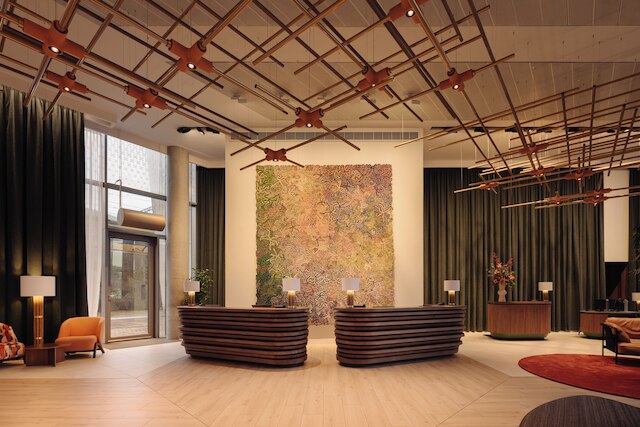 ダブルツリー バイ ヒルトン アムステルダム セントラール ステーション