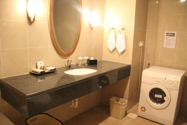 ヒマワリ ホテル アパートメンツ