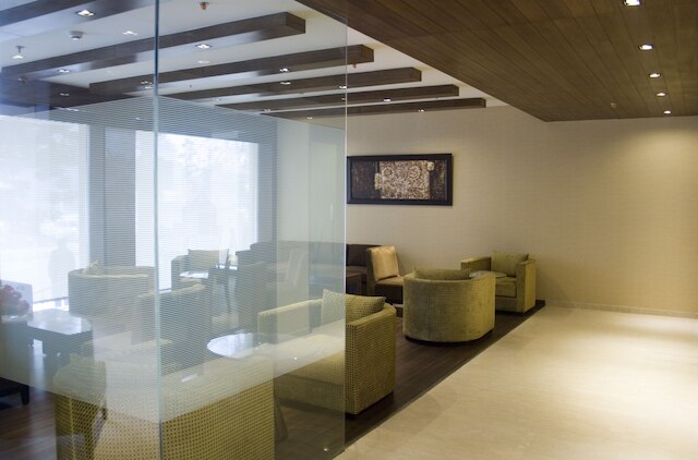 シェルヴァニ ホテル ネール プレイス