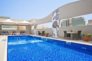 オークス リワ エグゼクティブ スイーツ