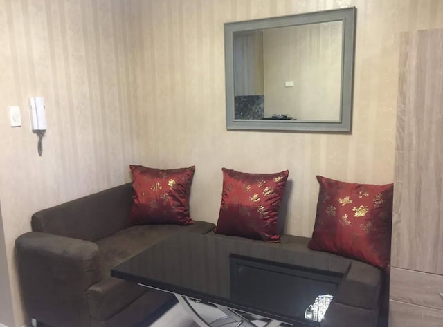 ショア レジデンシーズ、リッジド