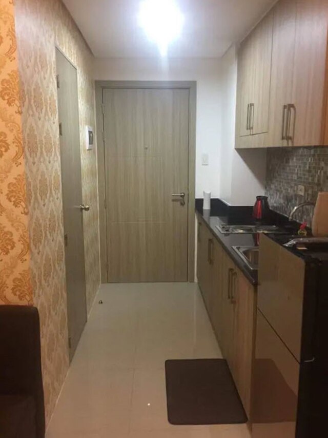 ショア レジデンシーズ、リッジド