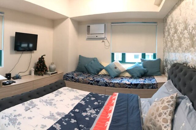 シャイン レジデンシズ、リッジド