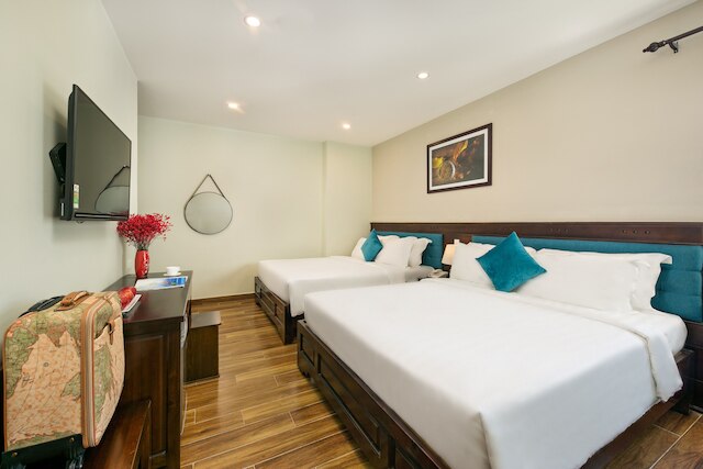 セリナ ホテル & アパートメント