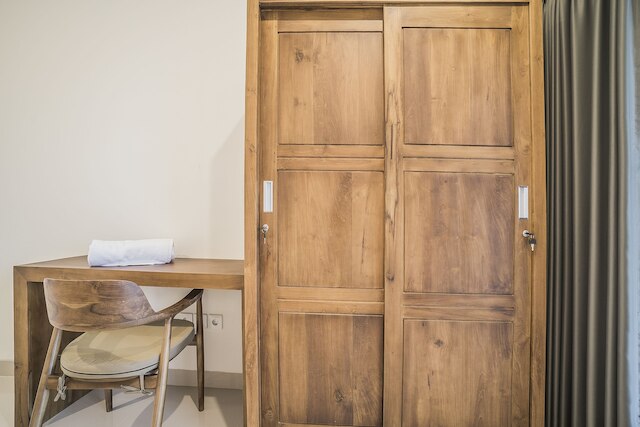 ポンドック タミウ