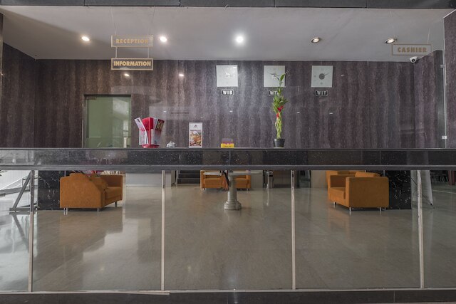 OYO 1081 オールソン シティ ホテル マカッサル