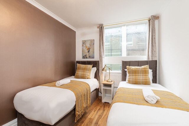 ラブリー アパートメンツ イン ランドワード コート