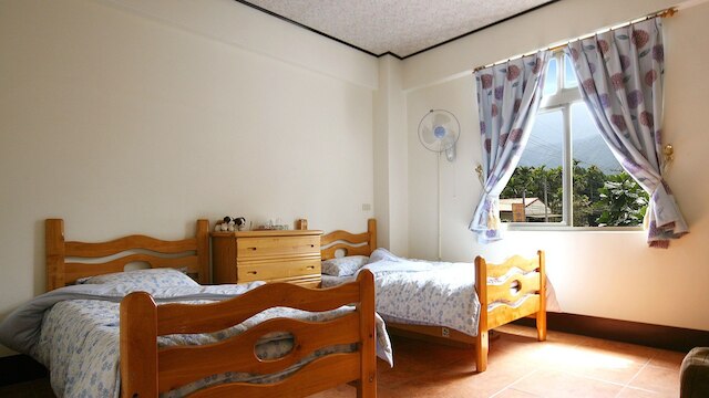 東莞 ジシン ホームステイ (日月潭東光知性民宿)