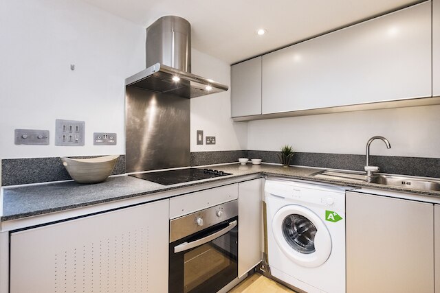 クイーンズステイ 1