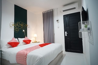 レッドドアーズ アット サニ ゲスト ハウス