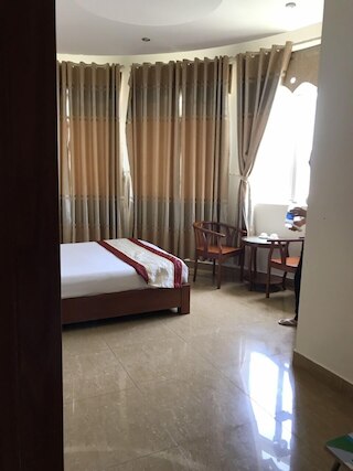 ミン ロン ホテル