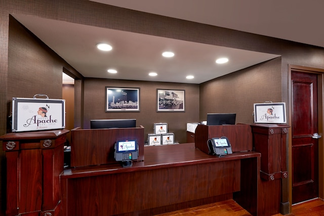 ホテル アパッチ