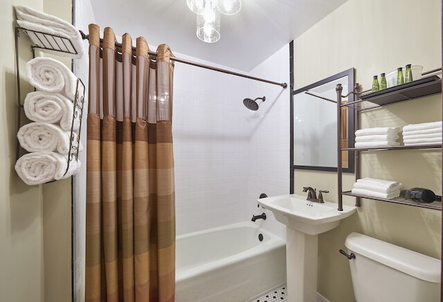 ホテル アパッチ