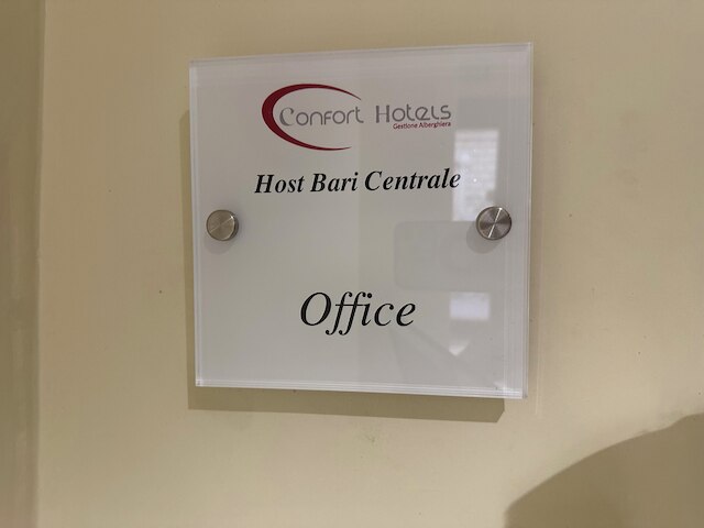 ホスト・バリ・セントラーレ - ホステル