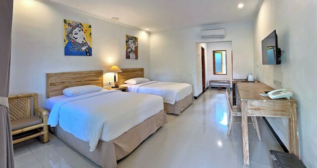 サヌール ロッジ