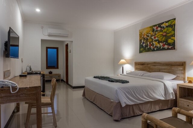 サヌール ロッジ