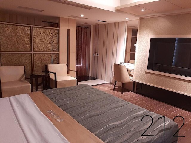 シャトー モーテル & スパ - ダリャオ (香堤時尚旅館 - 大寮)