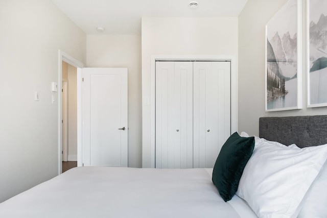 ディスカバー リトルイタリー フローム ブライト アパートメント