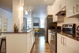 ル プラトーにある広々としたインダストリアル ロフト