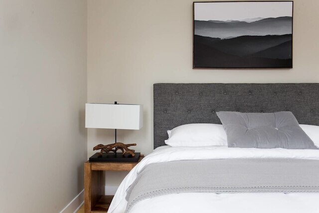 トレンディ リトル イタリー、ベッドルーム 3 室、コンドミニアム