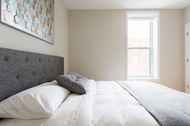 トレンディ リトル イタリー、ベッドルーム 3 室、コンドミニアム