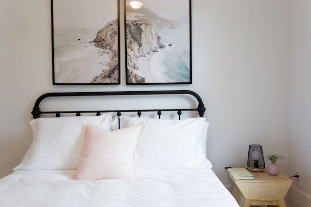 スタイリッシュでユニークなフラット、ベッドルーム 3 室、駐車場あり !