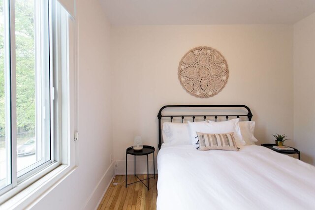 スタイリッシュでユニークなフラット、ベッドルーム 3 室、駐車場あり !