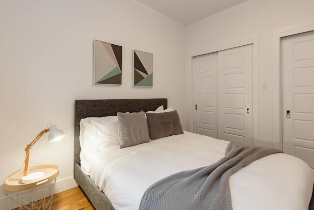 リトル イタリーにある、素晴らしくてモダンなコンドミニアム