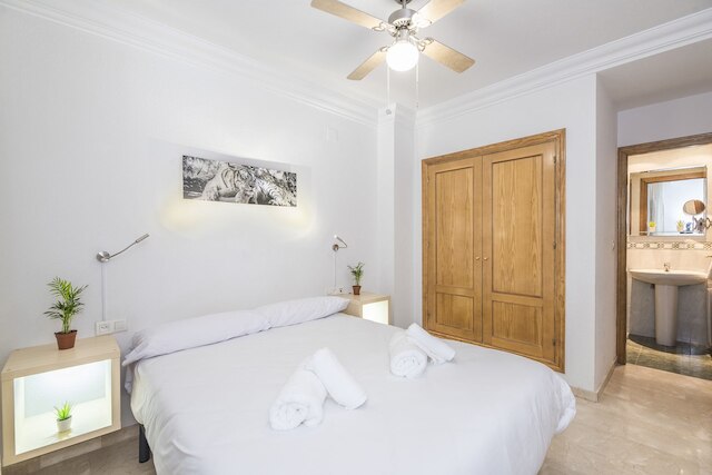 スイート グラナタ アルバイシン プライム ホリデイズ