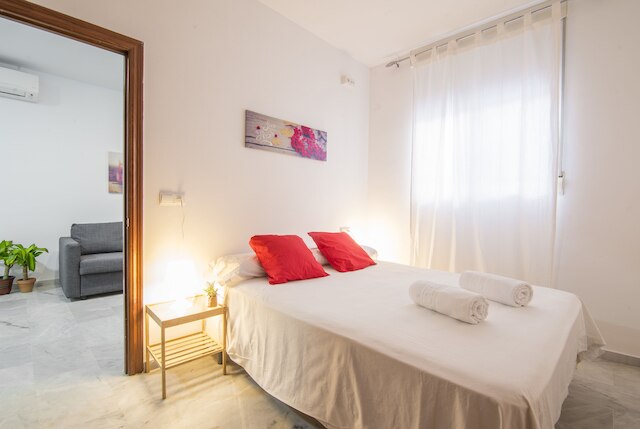 エディフィシオ グラナータ プライム ホリデイズ