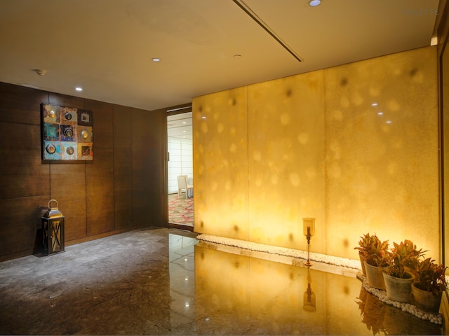 パレット - シティ ウエストエンド