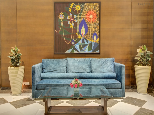 パレット - シティ ウエストエンド