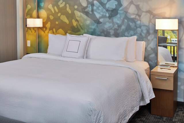 コートヤード・バイ・マリオット アルバニー エアポート