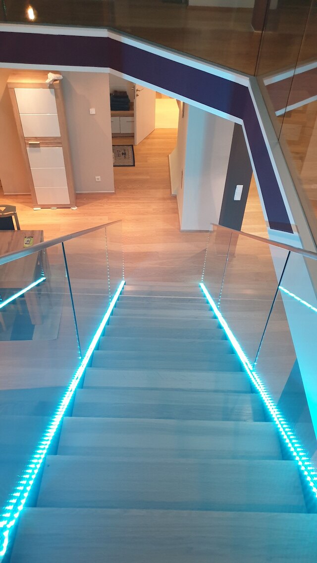 エクスクイジット シーポイント アパートメント