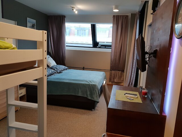 エクスクイジット シーポイント アパートメント