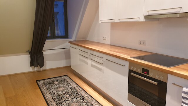 エクスクイジット シーポイント アパートメント