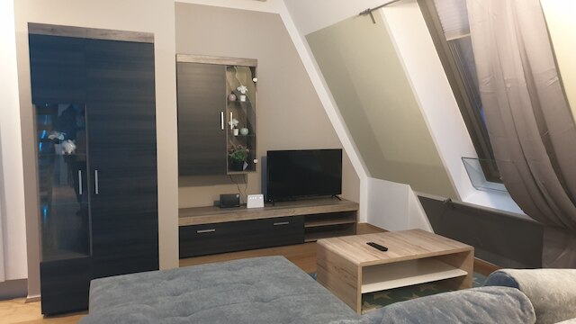 エクスクイジット シーポイント アパートメント