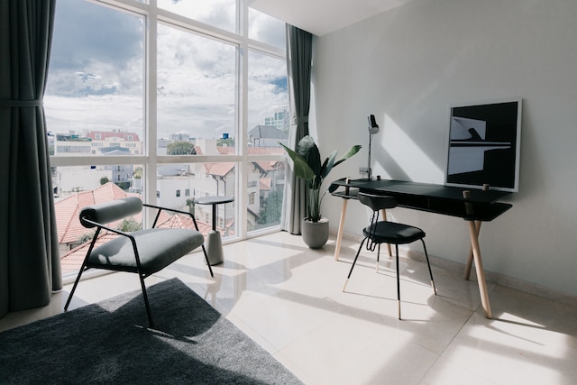 ブルー アーチ スイーツ - ザ ノース ダム サイゴン