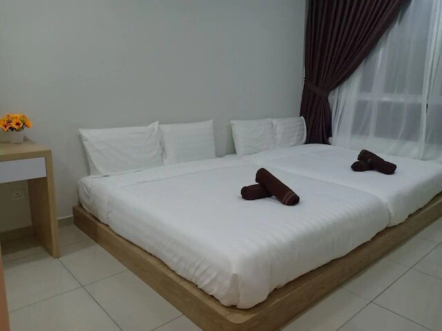 ブレジャー パークランド ホームステイ