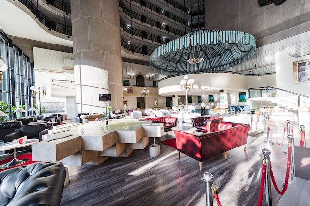 ホテル ホリデイ