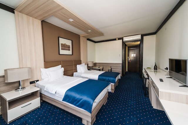 ホテル ホリデイ