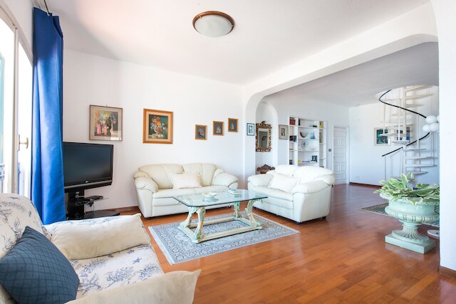 カーサ コン テラッツァ スル マーレ アッラドゥーラ by Wonderful Italy