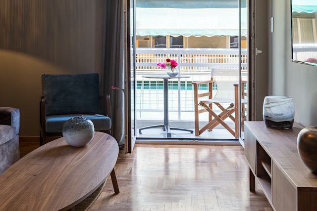 フィネッス ラグジュアリー フラット