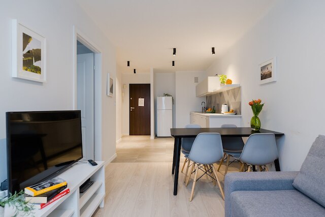 ショートステイポーランド グジボフスカ B73