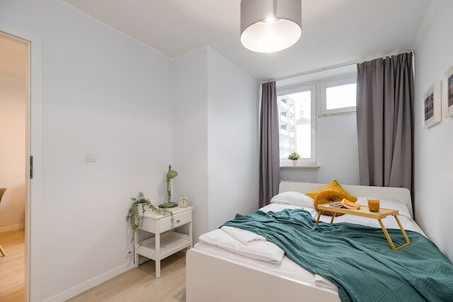 ショートステイポーランド グジボフスカ B73