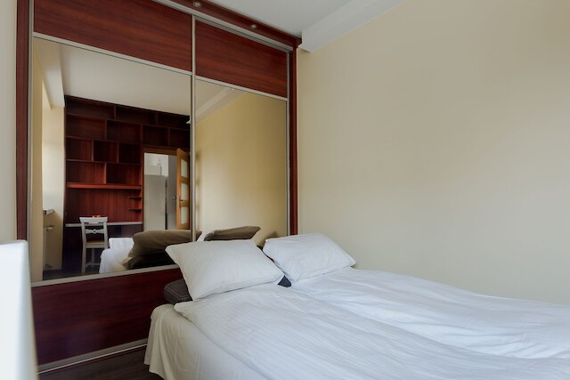 ショートステイポーランド スタシッザ B76