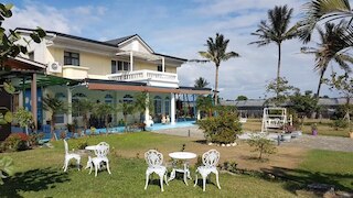 ウェイ フォン ジャ ユエン B&B (微風家園民宿)