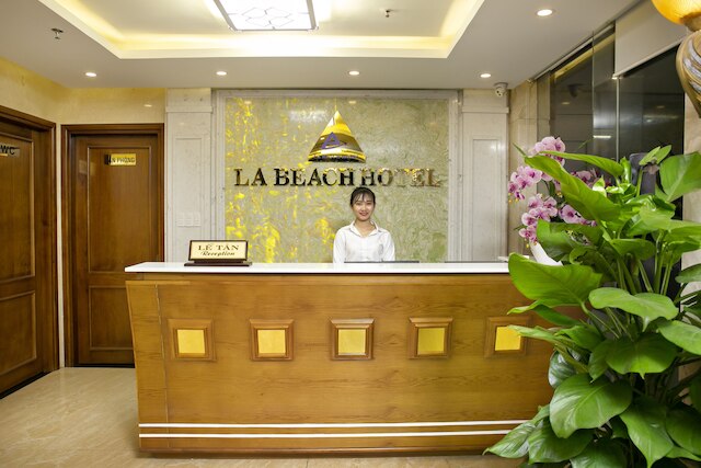 ラ ビーチ ホテル