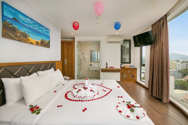 ラ ビーチ ホテル